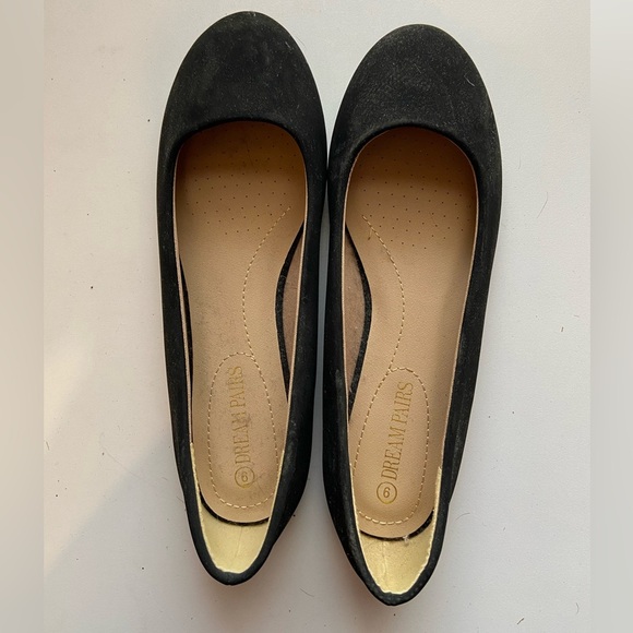 Dream Pairs Black Flats - Size 9 - Picture 1 of 7